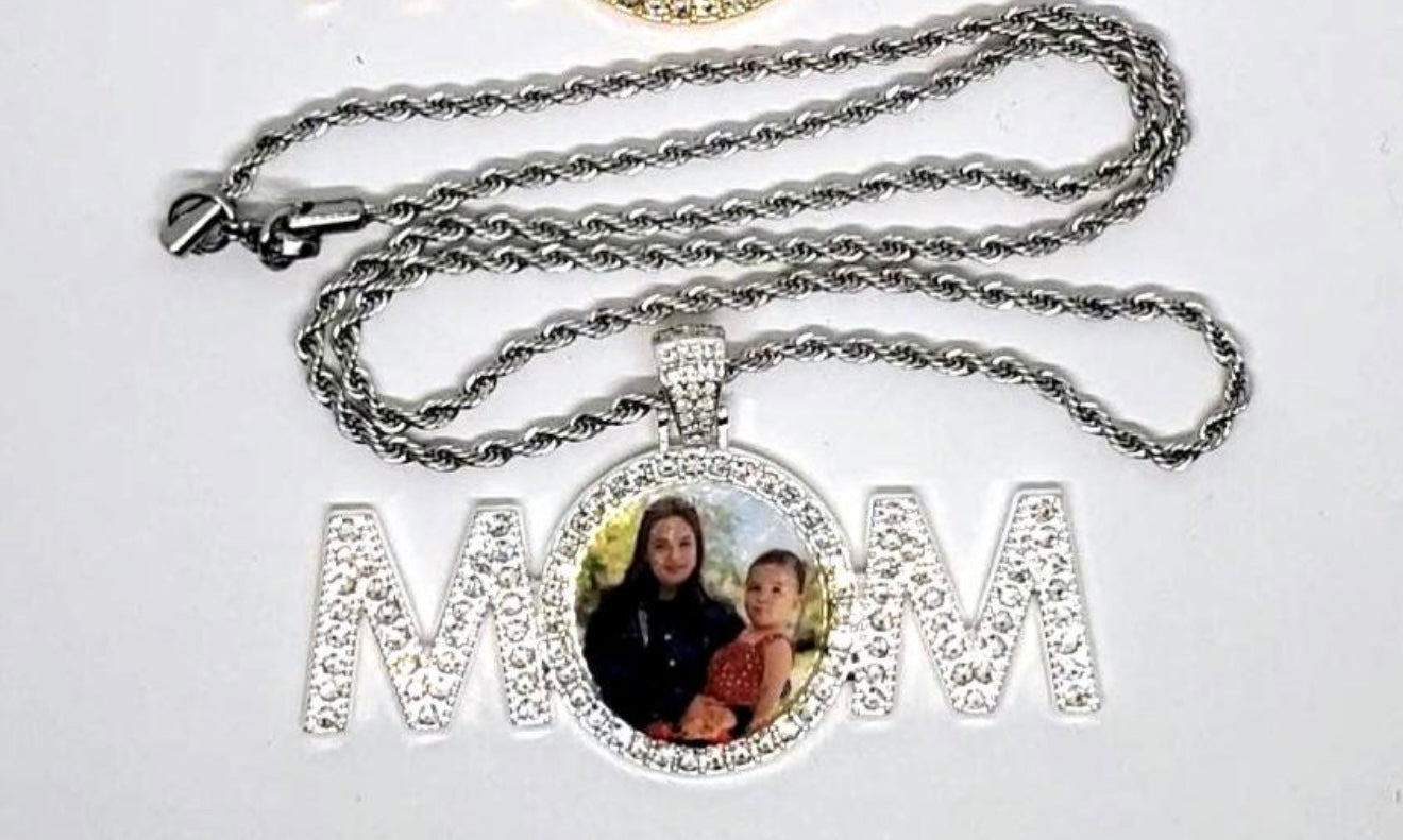 Mom Necklace